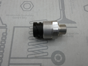 Original Mercedes-Benz Drucksensor Luftfederung. Actros, Axor, Atego 5
