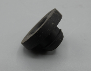 Original Mercedes-Benz DURCHFUEHRUNGSTUELLE ZWISCHEN BEHAELTER UND PUMPE 3