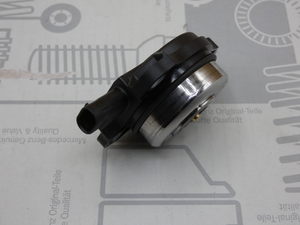 Original Mercedes-Benz Elektromagnet Nockenwellenversteller. SLK 172, C-Klasse 204, E-Klasse 207,212 2