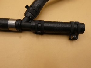 Original Mercedes-Benz Entlüftungsleitung an Ausgleichbehälter. Actros 2