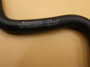 Original Mercedes-Benz Entlüftungsleitung an Ausgleichbehälter. Actros 5