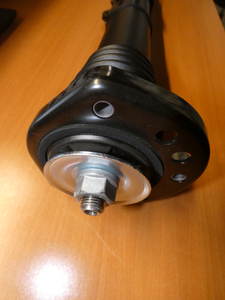 Original Mercedes-Benz Federbein vorne. Sprinter W906 5