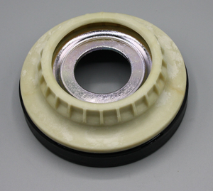 Original Mercedes-Benz Federbeinlager vorne, oben. Viano W639 2