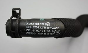 Original Mercedes-Benz Füllschlauch / Kühler an Ausgleichbehälter. W212, W218 3