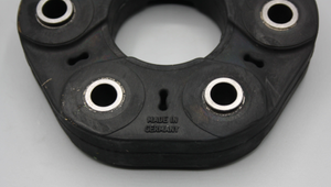 Original Mercedes-Benz Gelenkscheibe / Hardyscheibe mit Befestigungsmaterial 5