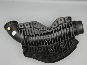 Original Mercedes-Benz Geräuschdämpfer an Ladeluftleitung links (W204, W212) 3