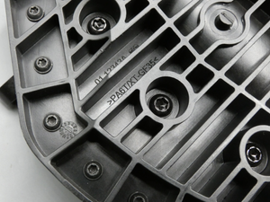 Original Mercedes-Benz Geräuschdämpfer an Ladeluftleitung links (W204, W212) 4