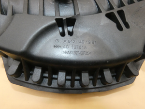 Original Mercedes-Benz Geräuschdämpfer an Ladeluftleitung links. C-Klasse 204, GLK, G-Modell. OM642 5