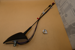 Original Mercedes-Benz GPS-Dachantenne. Sprinter W906 1