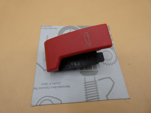 Original Mercedes-Benz Griff Motorhaubenentriegelung. W117, W156, W166, W176, W176, W205 3