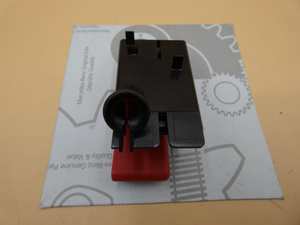 Original Mercedes-Benz Griff Motorhaubenentriegelung. W117, W156, W166, W176, W176, W205 6