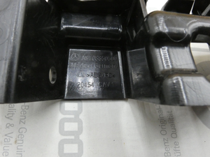 Original Mercedes-Benz Halter Stoßstange vorne rechts, Sprinter 907 4