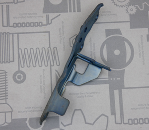 Original Mercedes-Benz Halter, Abgasturbolader. W212 E300, W222 S300 2