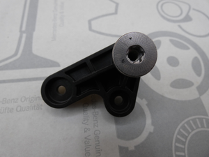 Original Mercedes-Benz Haltersatz Scheinwerfer rechts. CLA W118, A-Klasse W177 4