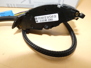 Original Mercedes-Benz Schalter-Tempomat. C-Klasse W203, Viano W639 4