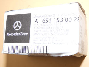 Original Mercedes-Benz Temperatursensor an Ladeluftkühler. C-Klassse, E-Klasse, GLC, Vito 6