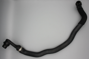 Kühlerschlauch 6
