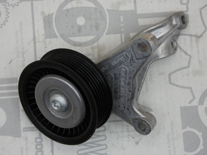 Träger mit Umlenkrolle 5