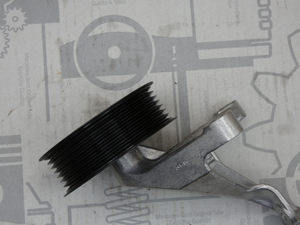 Träger mit Umlenkrolle 3