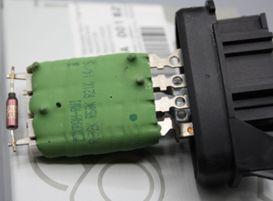 Widerstand Gebläse-Innenraum 3