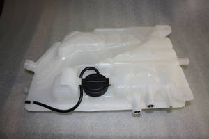 Kühlmittel-Ausgleichsbehälter 1