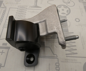 Original Mercedes-Benz Türscharnier vorne, unten links. GLC W253, EQC W293 5