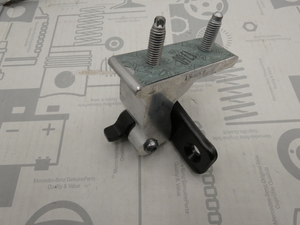 Original Mercedes-Benz Türscharnier rechts oben. W205, W213, W257, W290 5