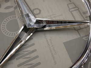 Original Mercedes-Benz Stern vorne. SLK R171 4