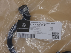 Original Mercedes-Benz Unterdruckleitung, Trennstelle zum Saugrohr. W205, W213, W238, W253… 3