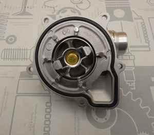 Original Mercedes-Benz Thermostat AMG CLA 45, A 45, GLA 45 2