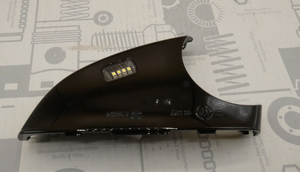 Original Mercedes-Benz Spiegelblende rechts unten. AMG GT, SLK R172, SLS W197 1