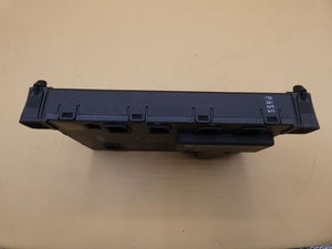 Original Mercedes-Benz Türsteuergerät links. SLK R171 5