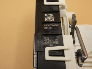 Original Mercedes-Benz Türschloss hinten rechts. Sprinter W900, W906 5