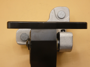 Original Mercedes-Benz Türscharnier vorne links unten. E-Klasse W213, CLS W257, AMG GT 4