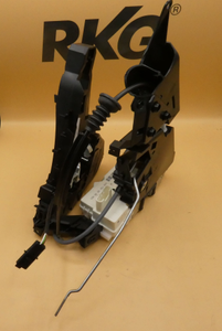 Original Mercedes-Benz Türschloss vorne links. B-Klasse W245 4