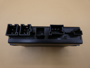 Original Mercedes-Benz Steuergerät Anhängersteckdose W169, W245, Sprinter 906, W463, W639 2