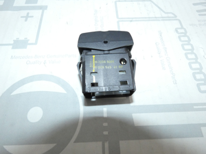 Original Mercedes-Benz Wippschalter Ladebordwand. Sprinter W906 5