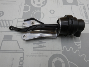 Original Mercedes-Benz Unterdruckdose OM651 1