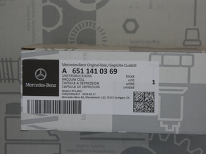 Original Mercedes-Benz Unterdruckdose OM651 6