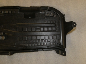 Original Mercedes-Benz Unterfahrschutz/Geräuschkapsel links. A-Klasse W169, B-Klasse W245 4