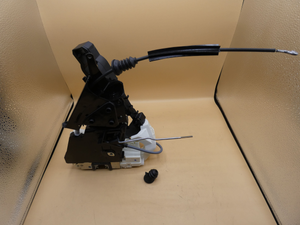 Original Mercedes-Benz Türschloss hinten rechts. A-Klasse W169 5