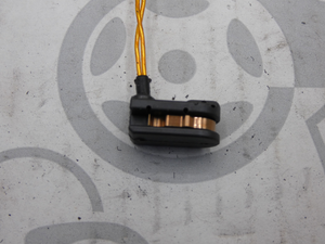 Original Mercedes-Benz Warnkontakt Bremsklötze vorne. V-Klasse, Viano, Sprinter 3