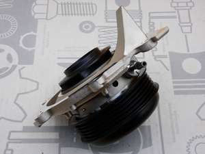 Original Mercedes-Benz Wasserpumpe OM654. C-Klasse W205, E-Klasse W213 238, GLC 5