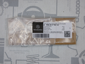 Original Mercedes-Benz Typenzeichen 4x4. V-Klasse W447, Sprinter W906, W907 2