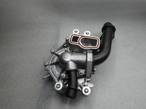 Original Mercedes-Benz Wasserpumpe OM651 (SLK-R172, C-W204, E-W207, W212, CLS-W218) 5