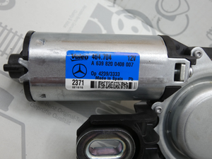 Original Mercedes-Benz Wischermotor hinten. Viano W639 3