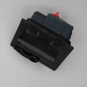 Original Mercedes-Benz Versteller Zentralverriegelung Tankklappe. W117, W156, W166…… 6