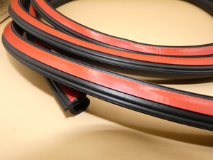 Original Mercedes-Benz Türdichtung vorne links/rechts. CLA, ML, GL, GLE, A-Klasse W177 3