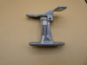 Original Mercedes-Benz Türscharnier vorne unten links. Sprinter W907, W910 6