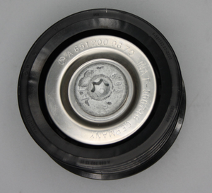 Original Mercedes-Benz Umlenkrolle oben, OM651 2